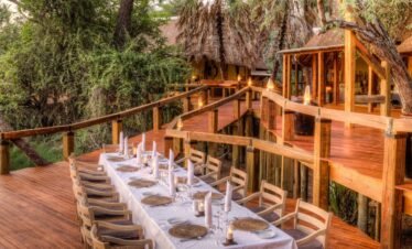 Camp-Okavango-Outdoor-Dining