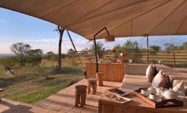 Tent deck sunken lounge